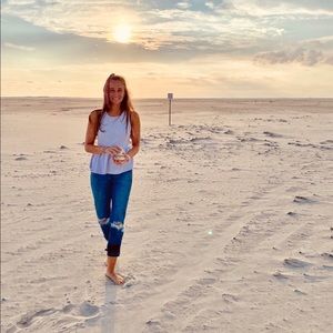 Meet your Posher, Victoria